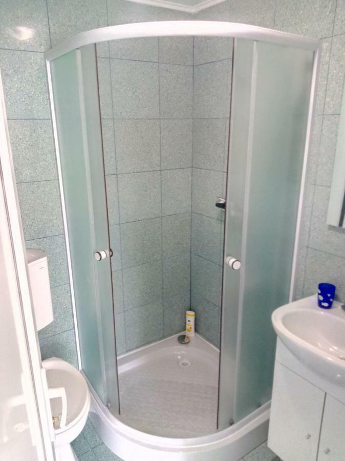 חונדוארה Camere De Inchiriat Carpati מראה חיצוני תמונה
